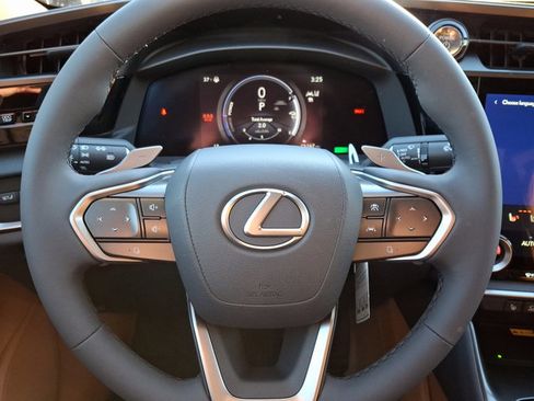 Used 2024 Lexus RZ 450e Premium image 13