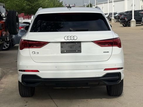 Used 2021 Audi Q3 2.0T Premium w/ Convenience Package AWD/4WD image 5