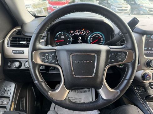 Used 2017 GMC Yukon XL Denali w/ Open Road Package AWD/4WD image 14
