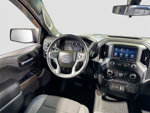 Used 2022 Chevrolet Silverado 1500 RST image 13