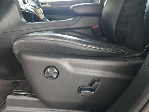 Used 2018 Jeep Grand Cherokee Altitude AWD/4WD image 32
