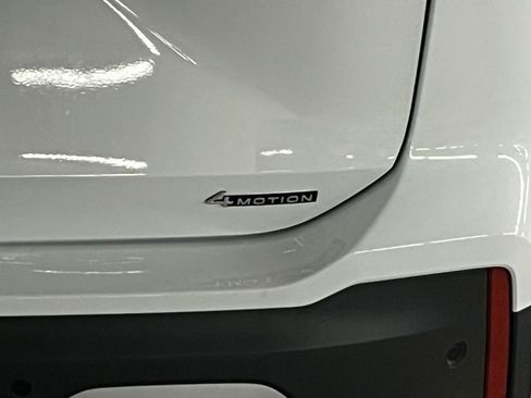 New 2025 Volkswagen Tiguan S AWD/4WD image 35