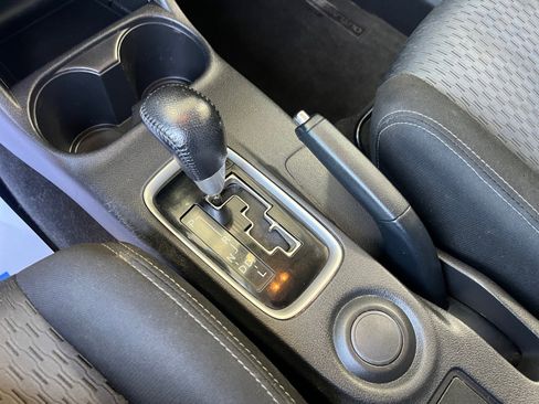 Used 2015 Mitsubishi Outlander ES FWD image 28