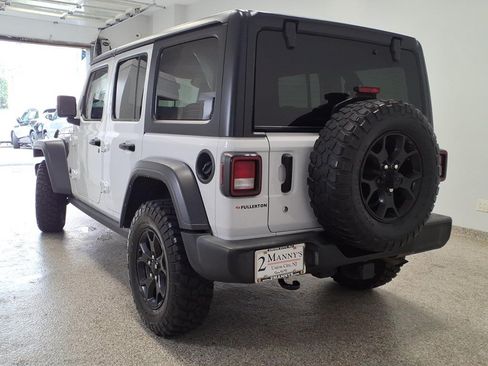Used 2021 Jeep Wrangler 4WD Unlimited Willys image 6