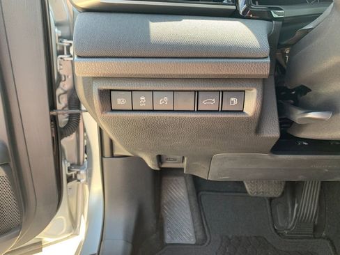 Used 2026 Toyota Camry LE FWD image 31