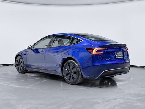 Used 2025 Tesla Model 3 Long Range AWD/4WD image 2
