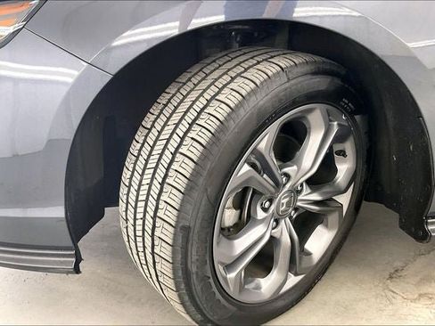 Certified 2024 Honda Accord EX image 34