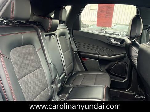 Used 2024 Ford Escape ST-Line image 12