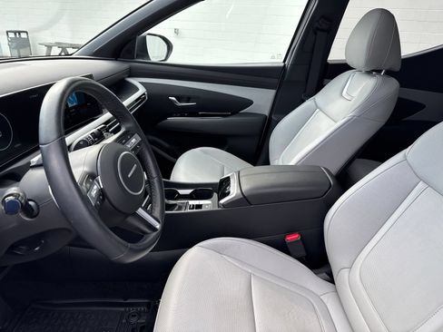 Certified 2025 Hyundai Santa Cruz Limited AWD/4WD image 22