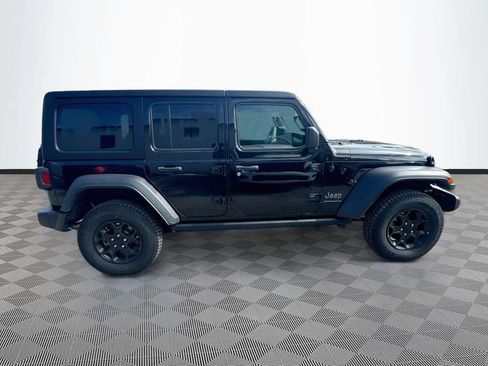 Certified 2023 Jeep Wrangler Unlimited w/ Cold Weather Group AWD/4WD image 5