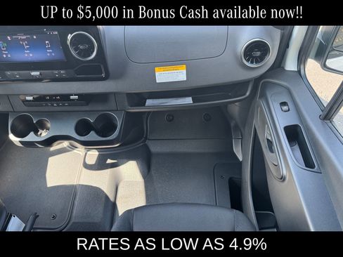 New 2026 Mercedes-Benz Sprinter 2500 image 17