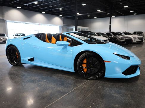 Used 2017 Lamborghini Huracan LP 610-4 image 9