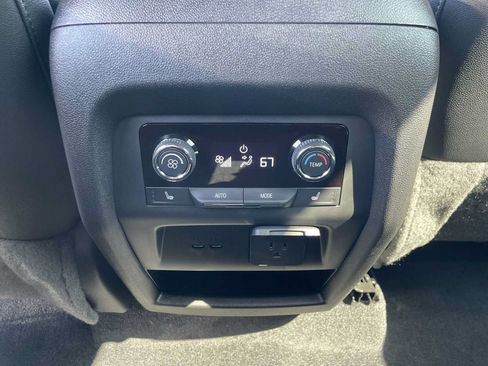Used 2024 Chevrolet Traverse RS w/ LPO, Floor Liner Package AWD/4WD image 23