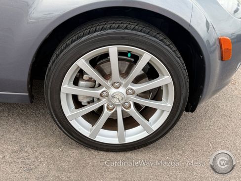 Used 2006 MAZDA MX-5 Miata Grand Touring w/ Premium Pkg image 10