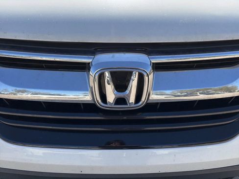 Used 2018 Honda CR-V LX image 24