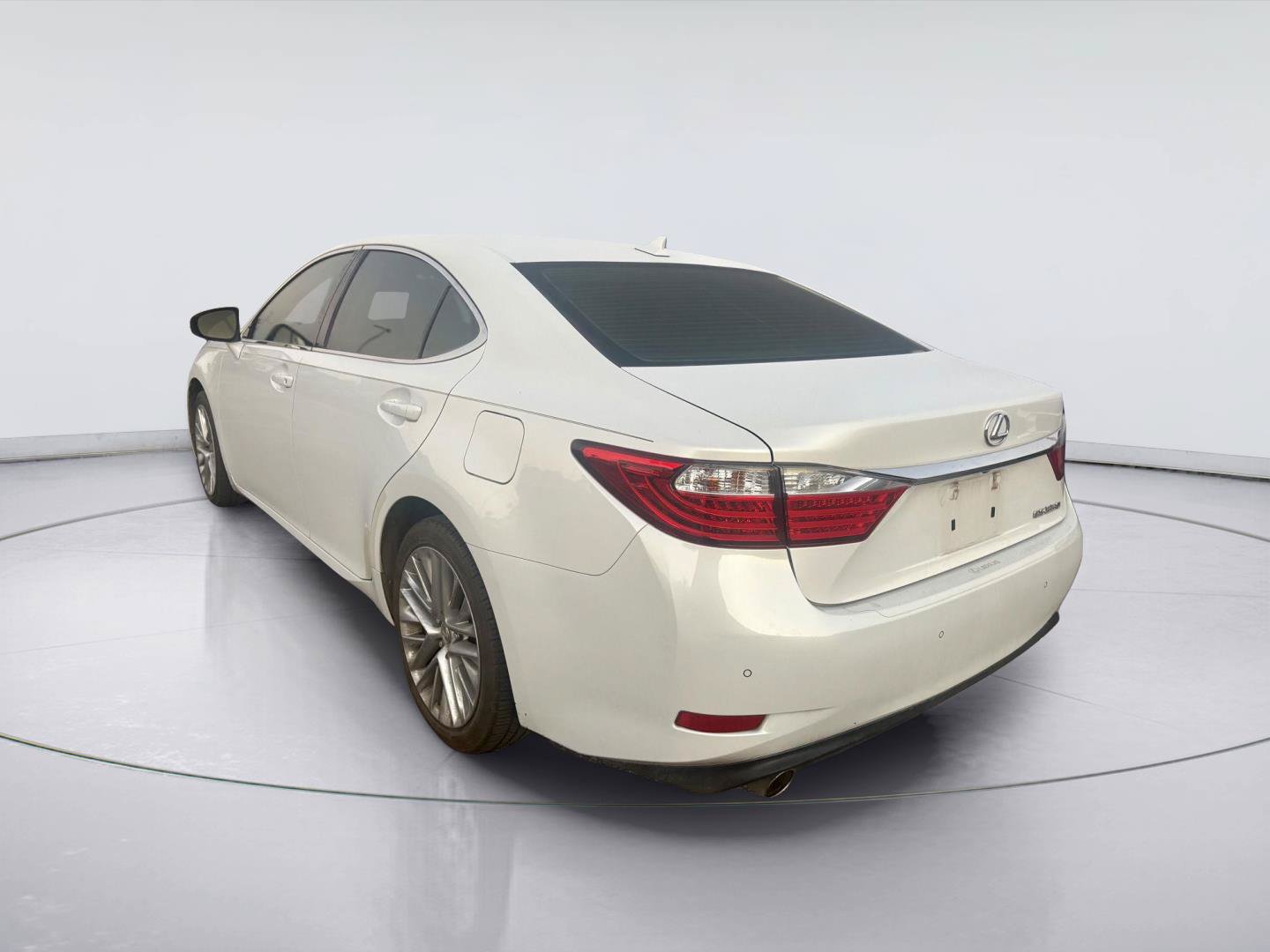 Used 2013 Lexus ES 350 w/ Luxury Pkg FWD image 5