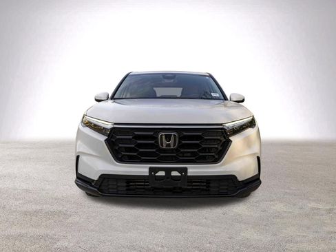 Used 2023 Honda CR-V LX image 3