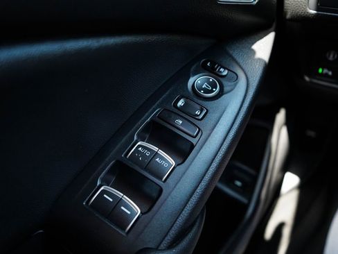 Used 2019 Honda Accord Touring image 30