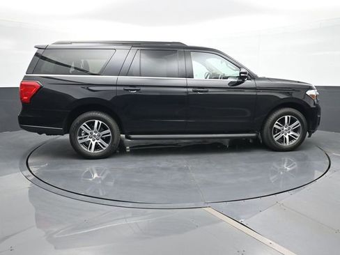Used 2024 Ford Expedition Max XLT image 23