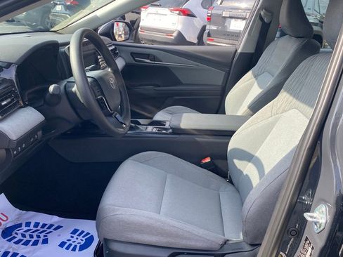 Used 2026 Toyota Camry LE image 6