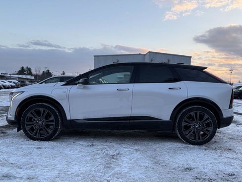 New 2025 Cadillac Optiq Sport 2 image 8