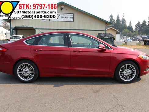 Used 2013 Ford Fusion SE FWD image 10