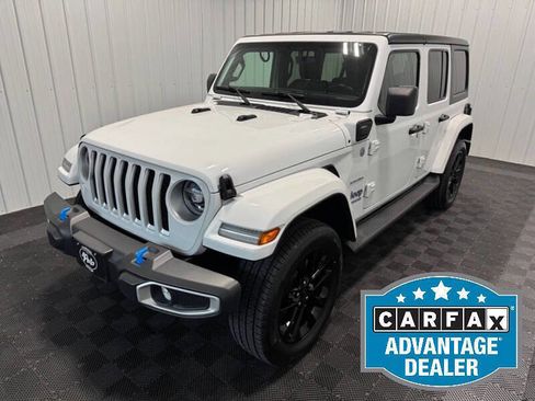 Used 2022 Jeep Wrangler Unlimited Sahara w/ Cold Weather Group image 1