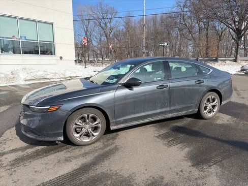 Used 2024 Honda Accord EX image 3