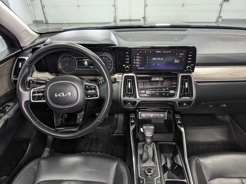 Used 2023 Kia Sorento S AWD/4WD image 17