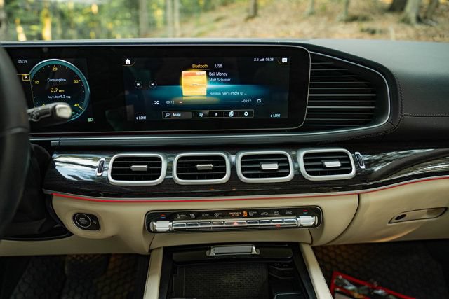 Used 2023 Mercedes-Benz GLS 450 4MATIC image 40