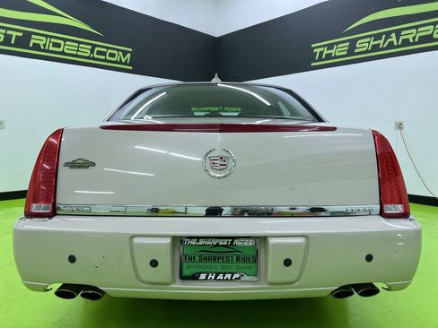 Used 2010 Cadillac DTS FWD image 8