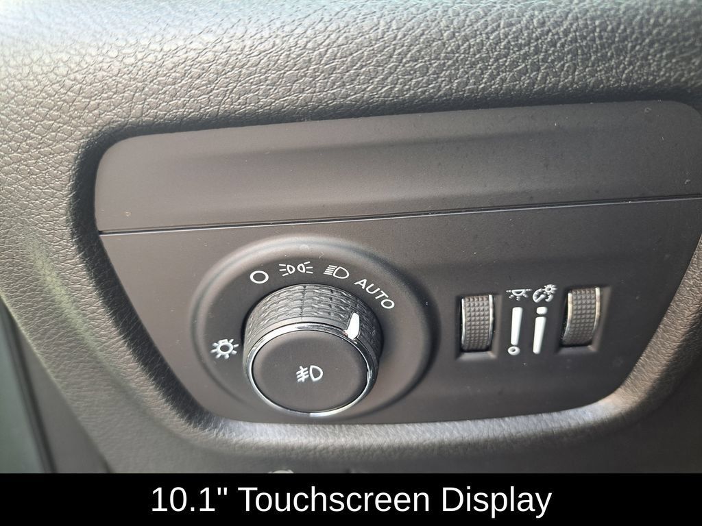 Used 2022 Jeep Grand Cherokee L Limited AWD/4WD image 25