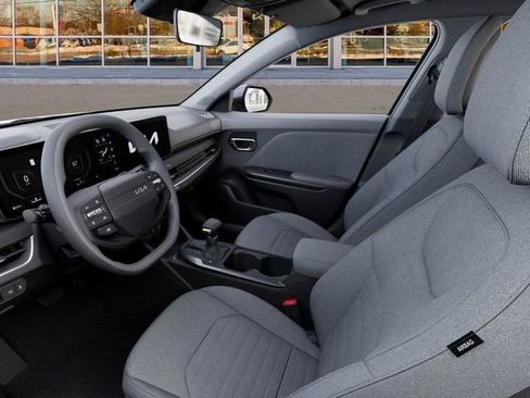 New 2025 Kia K4 EX image 17