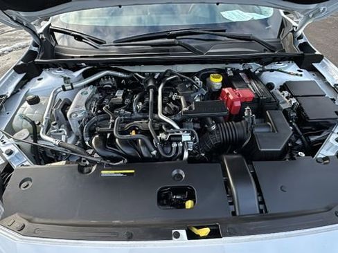 Used 2024 Nissan Sentra SV image 38