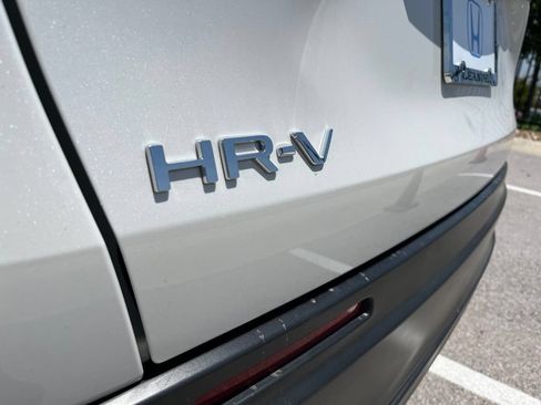 Certified 2025 Honda HR-V LX image 8