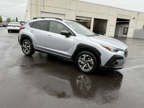 Used 2025 Subaru Crosstrek 2.0i Premium image 7