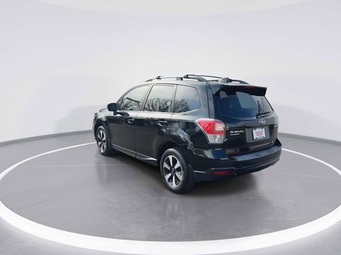 Used 2018 Subaru Forester 2.5i Premium image 6
