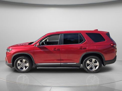 Used 2025 Honda Pilot EX-L image 4
