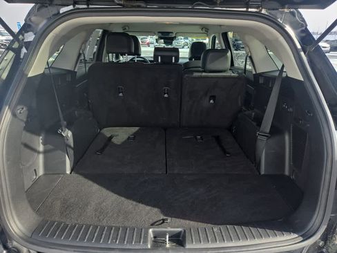 Used 2024 Kia Sorento S image 7