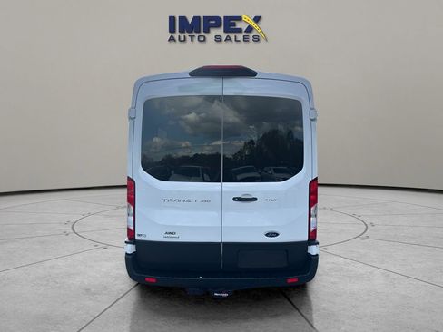 Used 2022 Ford Transit 350 XLT image 4