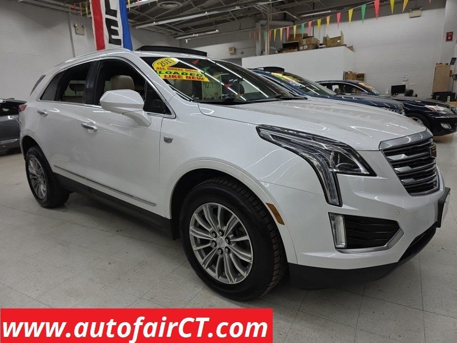 Used 2017 Cadillac XT5 Luxury w/ Driver Awareness Package AWD/4WD image 1