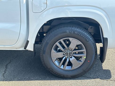 New 2026 Nissan Frontier SV image 19