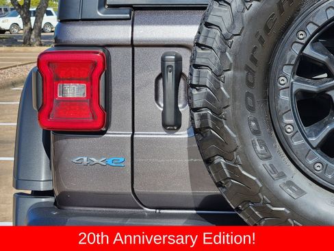 Used 2023 Jeep Wrangler Unlimited Rubicon 4xe AWD/4WD image 15