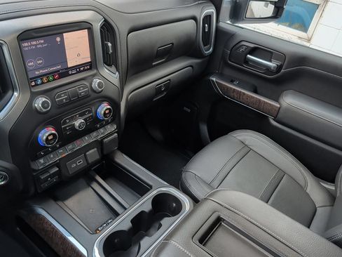 Used 2022 GMC Sierra 3500 Denali w/ Denali Ultimate Package AWD/4WD image 22