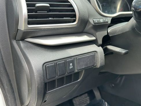 Used 2020 Mitsubishi Eclipse Cross ES FWD image 31