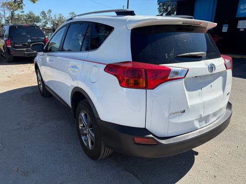 Used 2015 Toyota RAV4 XLE image 2