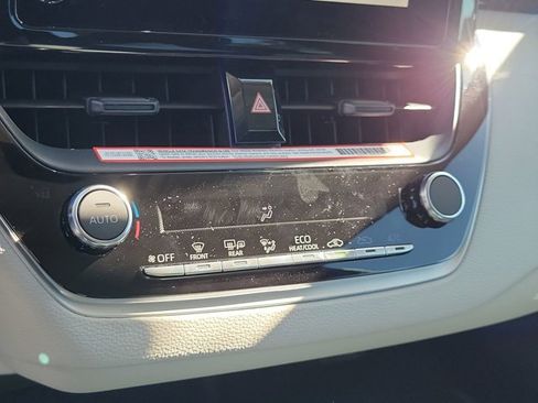 Used 2026 Toyota Corolla LE image 28