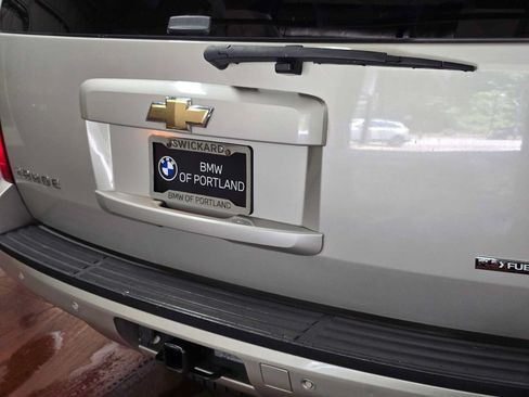 Used 2008 Chevrolet Tahoe LT w/ Convenience Package 1 AWD/4WD image 13