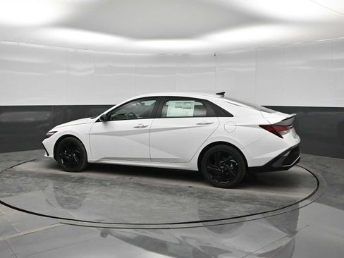 New 2026 Hyundai Elantra Sport FWD image 5