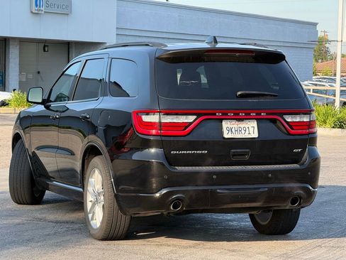 Used 2024 Dodge Durango GT image 2